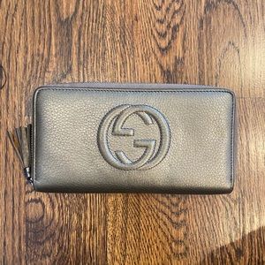 Gucci soho leather wallet